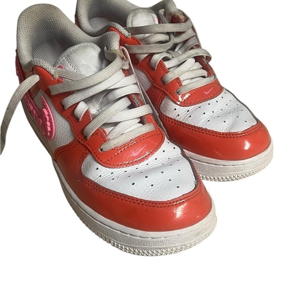 Nike Air Force 1 pink and red Valentine’s Day size 3 - Picture 11 of 13